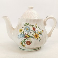 Vintage Sadler Floral Bird Teapot - Cream with Beautiful Multi-Colour Pattern