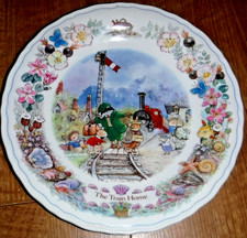 Wedgwood Foxwood Tales Plate By Brian Paterson ~ The Train Home ~ Excellent