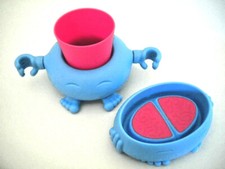 Tuff Lil Squirtz Bundle with Toothbrush Holder and Brainwash Soap Dish