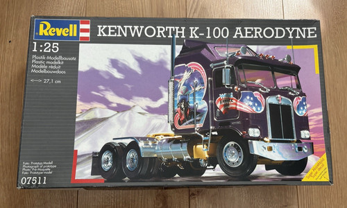 Revell model kit - model, 07511