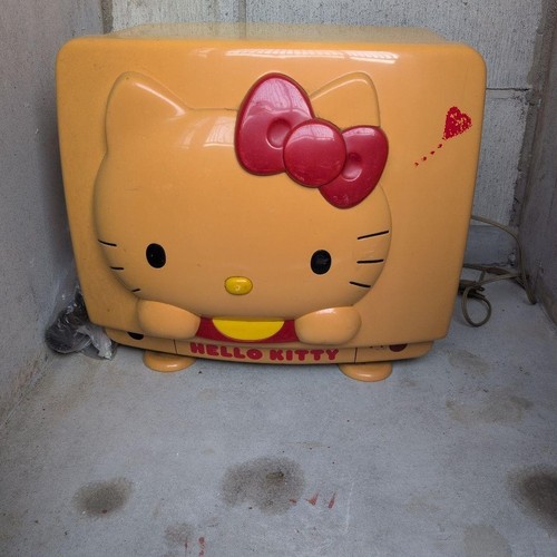 Hello kitty crt limited - crt,