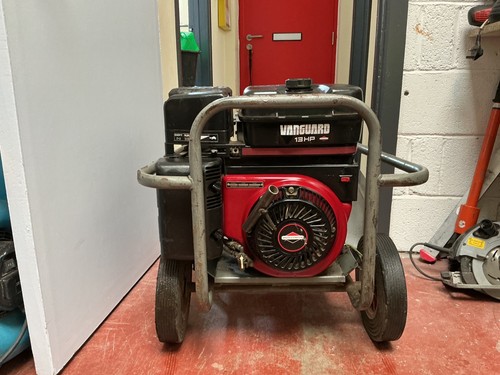 Briggs stratton vanguard - &,