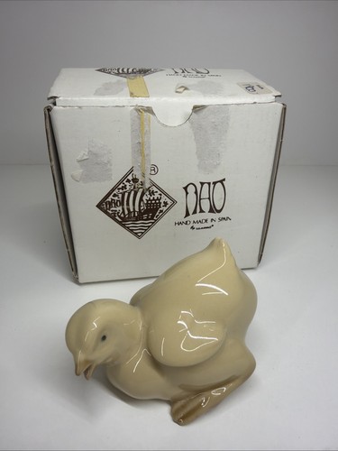 Nao porcelain chick figure - nao,