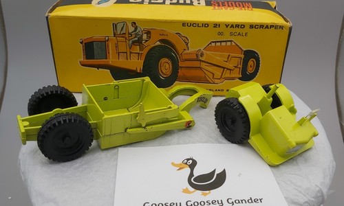 Budgie euclid yard scraper - budgie,