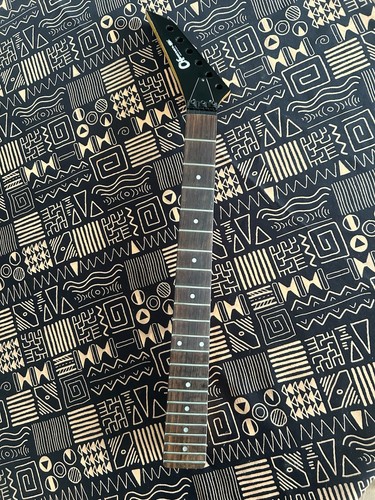 Maple and rosewood electric - maple,