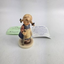 Vintage Goebel Hummel Girl