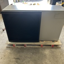 Daikin Altherma EDLA09DA3V3 - Heat Pump Low Temp Monobloc Heat Pump - R32 9kW