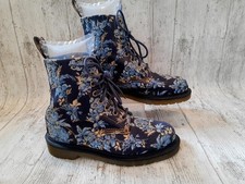 Dr Martens Beckett Boots -