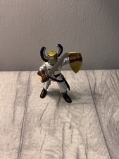 3.75" Papo Knight Horned