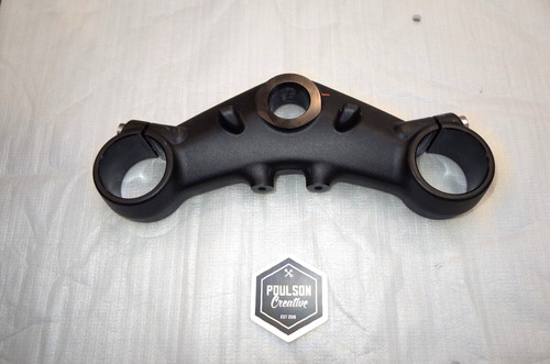 Triumph bobber bottom yoke - triumph,
