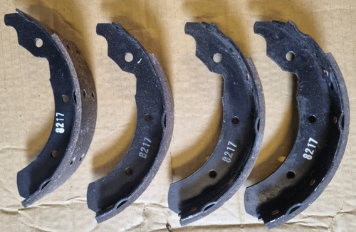 Front brake shoe - front, fit