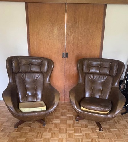 Vinyl statesman egg chair - statesman,