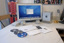 Apple G4 Cube + 20” Cinema