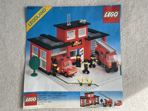 Vintage lego town fire station - lego,