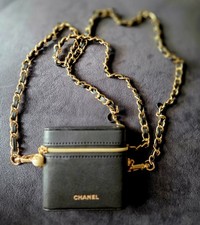 CHANEL BEAUTE Lipstick Case w/