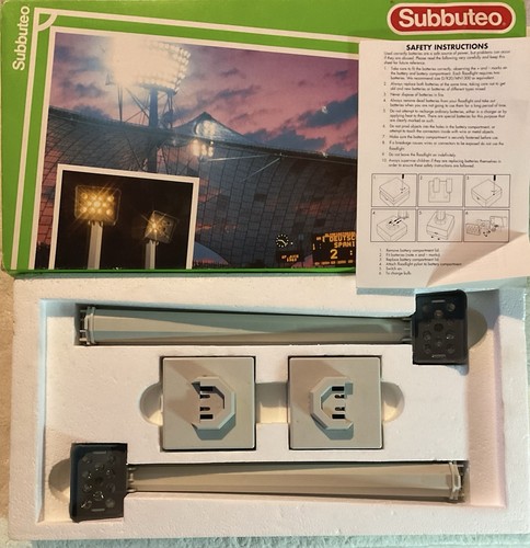 Subbuteo floodlights set 2 - floodlights, of