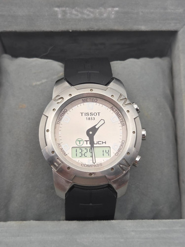 Tissot swiss quartz watch - quartz,