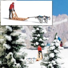 Dog sled HO Gauge figures