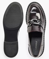 NEW Deichmann Burgundy Chain