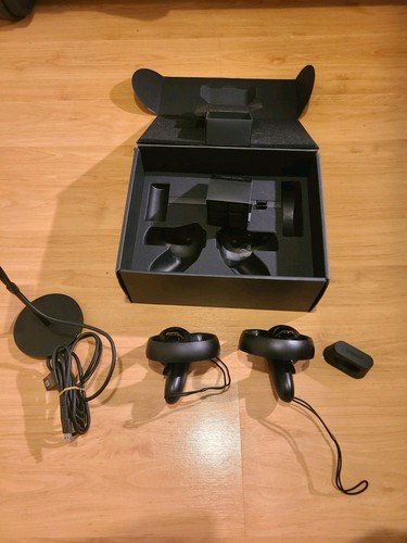Oculus rift cv1 controllers - oculus,