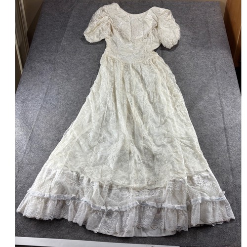 Vtg ivory lace wedding dress - ivory,