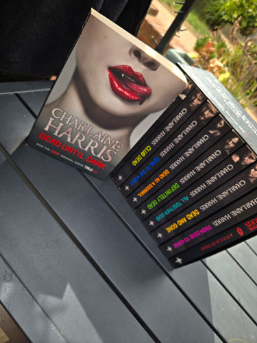 Charlaine harris sookie - charlaine,