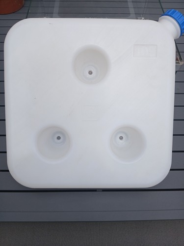 Plastic fuel tank - plastic, fittings
