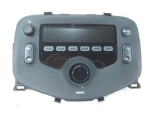 2017 TOYOTA AYGO RADIO STEREO HEAD UNIT 86120-0H050  *NEEDS CODE