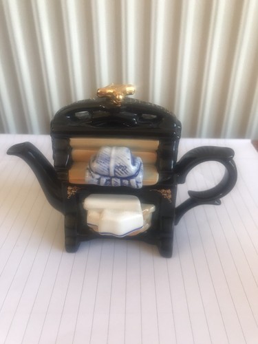 Teapot minature paul - by, cardew