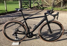 2025 Canyon Ultimate CF SLX 8 Di2 – Small – Immaculate Condition