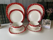 2 x Vintage Midwinter Red