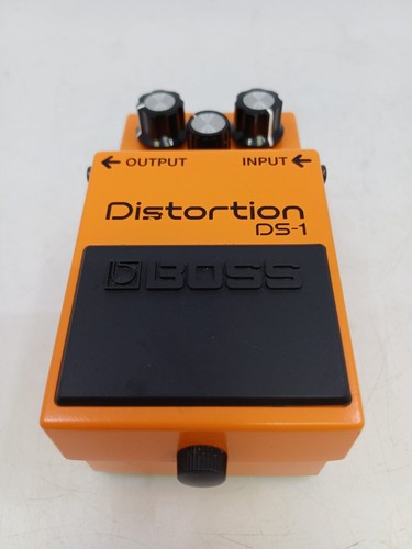 Boss guitar pedal - ds-1,