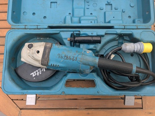 Makita ga9020 230mm angle - 9",