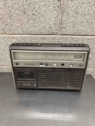 Grundig 400 radio cassette - grundig, rr