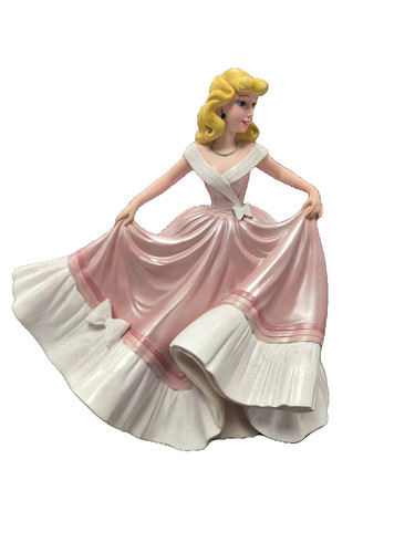 Disney showcase collection - disney,