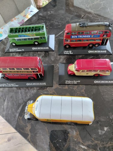 Model bus trolley - bus/,
