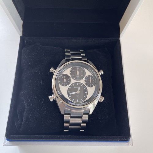 Seiko silver mens chronograph - silver,