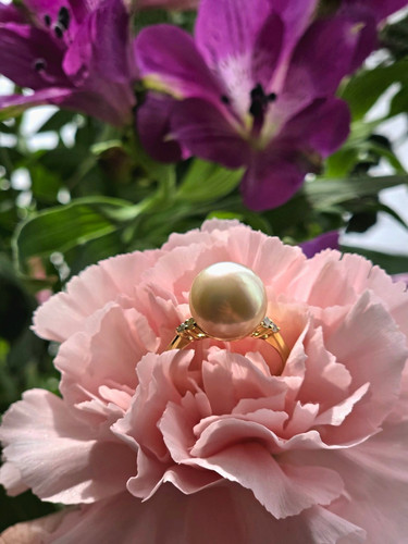 18ct south sea pearl - 18ct,