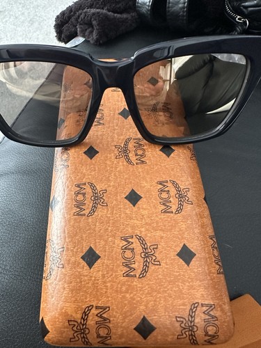 Mcm oversized sunglasses - oversized,