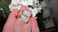 Beautiful jade 9ct gold