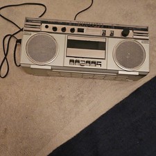 Vintage Ferguson 3T28 Radio