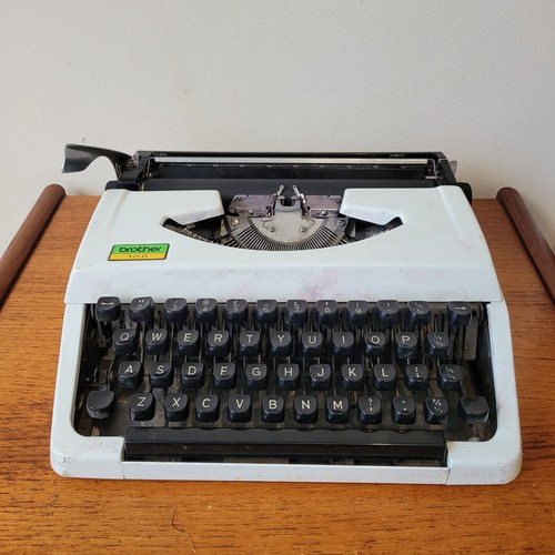 Vintage brother 100 typewriter - brother,