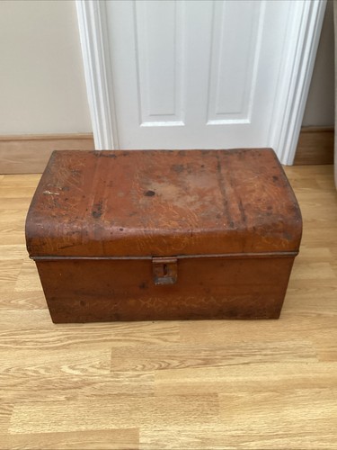 Vintage metal steamer - metal, trunk