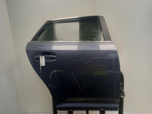 Toyota avensis right rear door - toyota,
