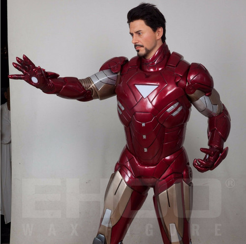 Life size iron man statue - ,