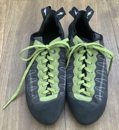 Evolv climbing shoes size 5 - climbing, 8.5