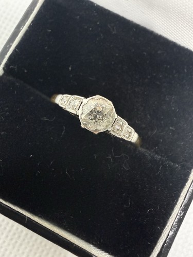 18ct gold platinum - platinum, diamond