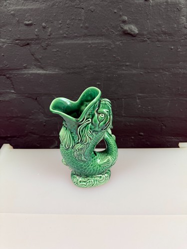 Wedgwood green majolica gurgle - green,