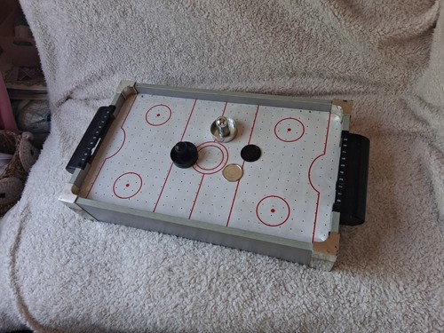 Table top air hockey - air,