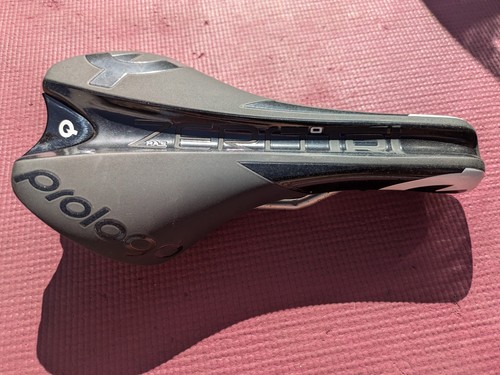 Prologo zero tri - zero, saddle